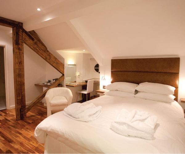 The Blueberry Hotel Pontypridd Rom bilde